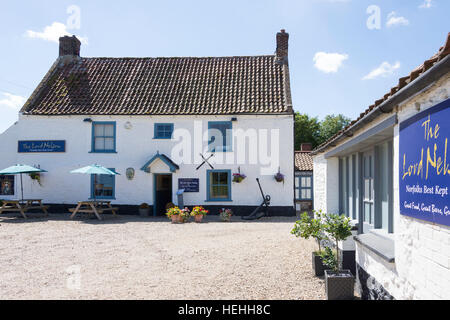 17. Jahrhundert The Lord Nelson Pub, Walsingham Road, Burnham Thorpe, Norfolk, England, Vereinigtes Königreich Stockfoto