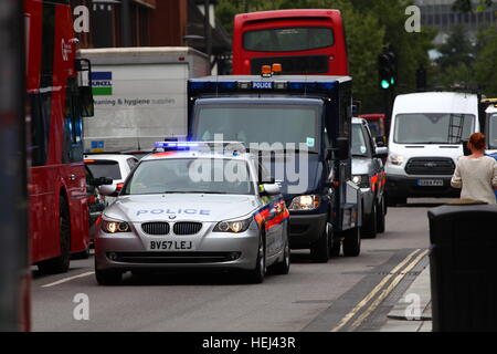 Metropolitan Police Special Escort Group Konvoi Stockfoto