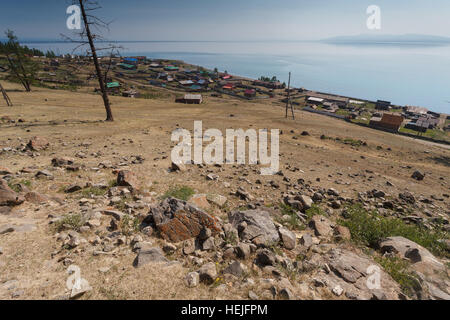 Blick über Khankh Dorf und Khovsgol See, Mongolei Stockfoto