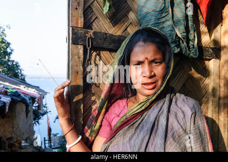 Rangamati: Leute von Tripura Minderheit auf einer Insel im Kaptai See, Division Chittagong, Bangladesch Stockfoto