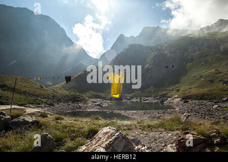 Portillo de Benasque, Ibones de Boum du Porto, Ibones, Benasque, Nationalpark, Frankreich, Berg, See, Leine, Wäsche, Gegenlicht, Stockfoto