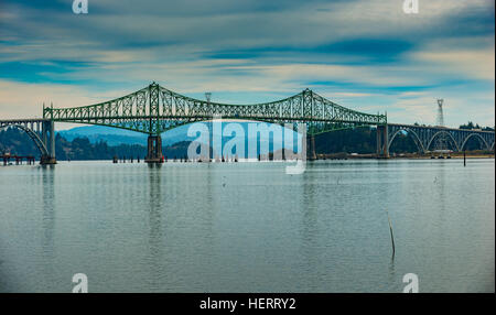 McCullough Memorial Bridge Bridge überspannt Coos Bay U.S. Highway 101 Stockfoto