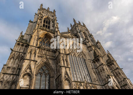 Das atemberaubende York Minster, eine unglaubliche Kirche England der Kathedrale von York, vollgepackt mit erstaunlicher Architektur Stockfoto