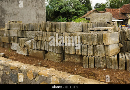 Steinen und Felsen als Materialien für Bau-Foto in Bogor, Indonesien Stockfoto