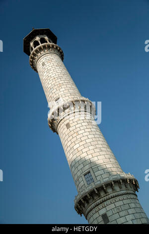 Minarett, Taj Mahal, Agra, Uttar Pradesh, Indien Stockfoto