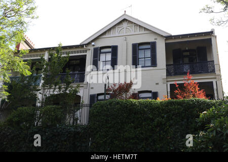 Häuser am Willoughby Street, Kirribilli auf Sydneys Lower North Shore. Stockfoto