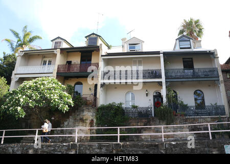 Häuser am Willoughby Street, Kirribilli auf Sydneys Lower North Shore. Stockfoto