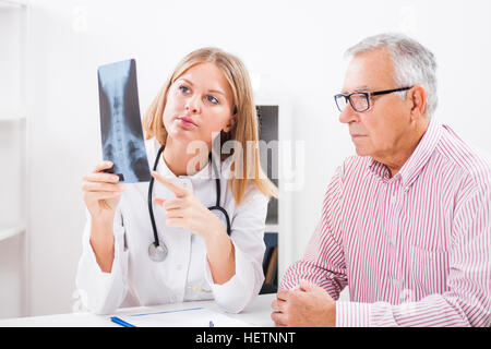 Arzt und patient Stockfoto