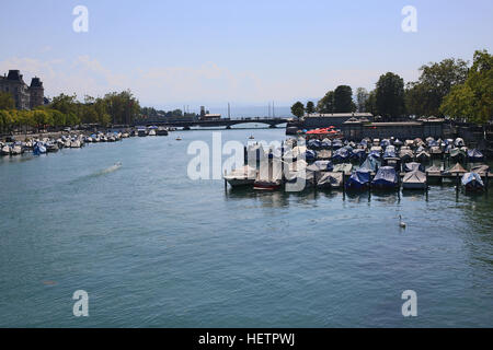 Blick auf Zürich Damm (Limmatquai) Stockfoto