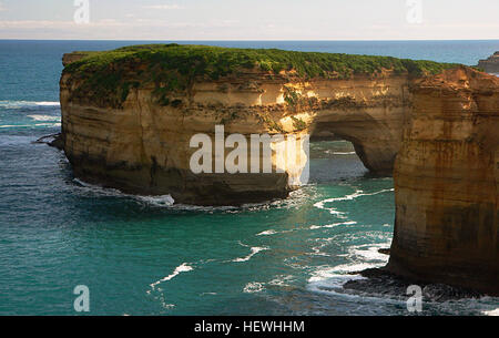 Die Loch Ard Gorge ist Teil des Port Campbell National Park, Victoria, Australien, ca. drei Autominuten westlich von The Twelve Apostles. Stockfoto