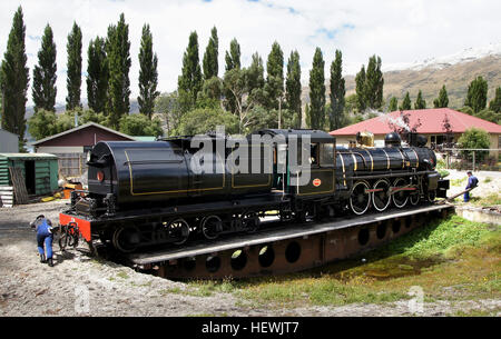 Kingston Flyer ist ein Vintage Dampfzug auf der Südinsel Neuseelands am südlichen Ende des Lake Wakatipu in Betrieb. Es nutzt 14 Kilometer der erhaltenen Gleisanlagen, die einmal einen Teil des Ortsverbandes Kingston Stockfoto