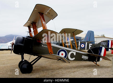 Die Sopwith Dreidecker war ein britisches einsitziges Jagdflugzeug entworfen und hergestellt von der Sopwith Aviation Company während des ersten Weltkrieges. Piloten nannten es die Tripehound oder einfach die Kutteln. Stockfoto