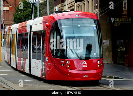 S-Bahn Netz Sydneys Stadtbahnnetzes gehört die NSW Regierung. Stadtbahn-Dienste werden von Transdev Sydney im Auftrag von Transport für NSW betrieben.  Das Stadtbahn-Netz bietet ein einzigartiges öffentliches Verkehrsmittel für den Menschen in Sydney, zwischen Hauptbahnhof und Sydneys inneren Western Suburbs über Haymarket, Pyrmont, Glebe Rozelle, Leichhardt North und Dulwich Hügel. Sydney Fish Markets, The Star Casino, Darling Harbour und Chinatown sind alle bequem mit der Stadtbahn. Stockfoto