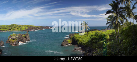 Waiʻanapanapa State Park ist ein 122 Hektar großen State Park in Hana, auf der Insel Maui in Hawaii. Es befindet sich am Ende der Waiʻanapanapa Straße Hana Highway 53 Meilen östlich von Kahului, Maui Stockfoto