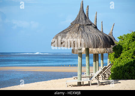 Strand vor dem Sofitel SO Mauritius Stockfoto