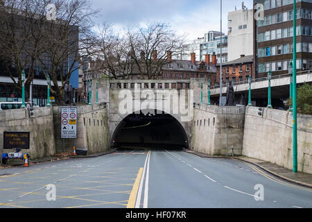 Liverpool, Vereinigtes Königreich. 25. Dezember 2016. Die Straßen von Liverpool Stadtzentrum verlassen am Morgen des ersten Weihnachtsfeiertag (Sonntag, Dezember 25,2016). Bildnachweis: Christopher Middleton/Alamy Live-Nachrichten Stockfoto