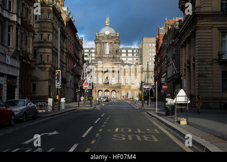 Liverpool, Vereinigtes Königreich. 25. Dezember 2016. Die Straßen von Liverpool Stadtzentrum verlassen am Morgen des ersten Weihnachtsfeiertag (Sonntag, Dezember 25,2016). Bildnachweis: Christopher Middleton/Alamy Live-Nachrichten Stockfoto