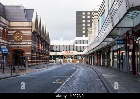 Liverpool, Vereinigtes Königreich. 25. Dezember 2016. Die Straßen von Liverpool Stadtzentrum verlassen am Morgen des ersten Weihnachtsfeiertag (Sonntag, Dezember 25,2016). Bildnachweis: Christopher Middleton/Alamy Live-Nachrichten Stockfoto