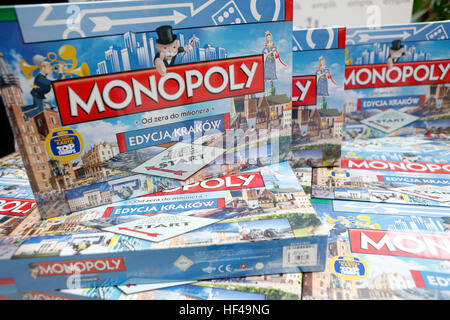 Krakau, Polen - 7. November 2015: Erste laufen Monopoly Edition Krakau Krakau im Shopping Center Bonarka City Center Stockfoto
