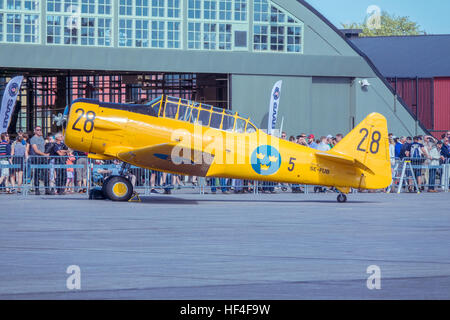 Schwedische Luftwaffe gelbe 1940er Jahren Trainer Flugzeug SK 16 Stockfoto
