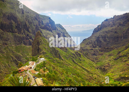Traditionelle Masca Dorf in großer Höhe in den Bergen, Teneriffa, Spanien Stockfoto