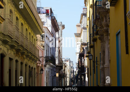 Straßenszene in Alt-Havanna-Kuba Stockfoto