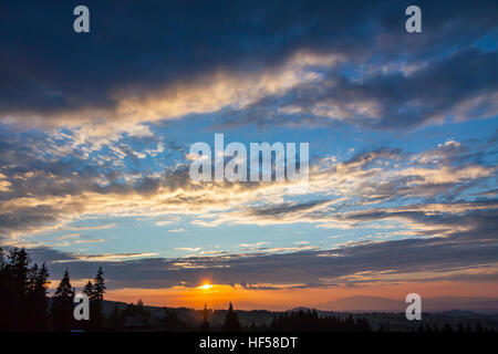 Malerischen Sonnenuntergang in der hohen Tatra in der Nähe von Zakopane, Polen Stockfoto