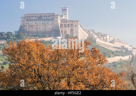 Basilika St. Franziskus, Assisi, Perugia Provinz, Region Umbrien, Italien. Stockfoto