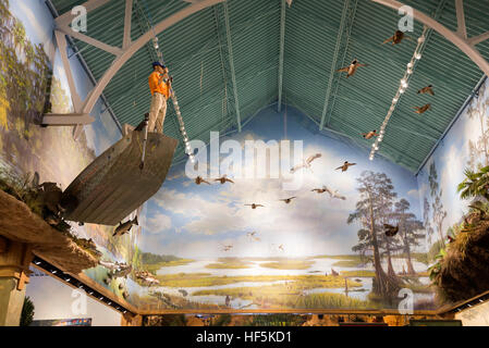 Feierliche Eröffnung des Bass Pro Shops Sportler Center Gainesville, Florida spezialisiert auf alle Aktivitäten im Freien und damit verbundene Tätigkeiten. Stockfoto