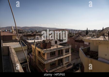 Türkei - Reyhanli - Smugglers Stadt - 22.09.2015 - Türkei / Hatay / Reyhanli - Blick über die Dächer von Reyhanli, diese kleine Stadt liegt an der syrischen Grenze, ist bekannt, um eine Reihe von Mafia, die alles Handeln zu schützen, die aus Syrien kommt.    -Chris Huby / Le Pictorium Stockfoto