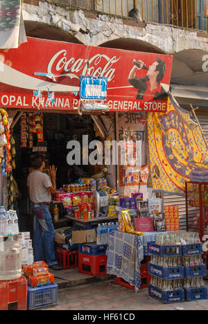 kleiner Laden in Delhi Indien Stockfoto