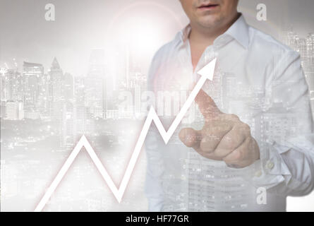 Börse-Touchscreen wird von Menschen betrieben. Stockfoto