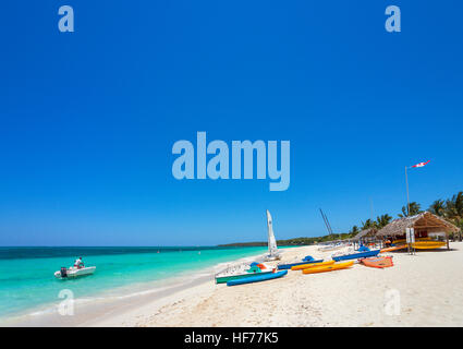 Guardalavaca, Kuba. Strand vor der Sol Río de Luna y Mares, Guardalavaca, Playa Esmeralda, Holguin, Kuba Stockfoto