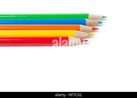 5 Buntstifte isoliert auf weißem Hintergrund. Stockfoto