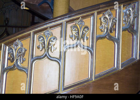 Closeup Wendeltreppe Notre Dame Basilika Montreal Quebec, Kanada. Gotische Architektur Kathedrale eines der größten Touristenziele Montreals. Stockfoto