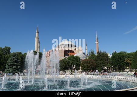 Schöne Hagia Sophia Museum in Istanbuls Altstadt Sultanahmet, Türkei Stockfoto