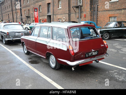 Mk1 Ford Cortina Estate. Klassische Fahrzeuge in Chatham historischer Dockyard Festival of Steam und Transport Oldtimer zeigen Stockfoto