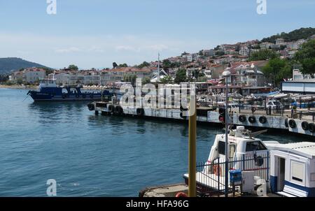 Kinaliada, Istanbul - der Hafen von Prince Insel Kinali und das Marmara Meer Stockfoto