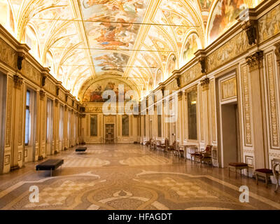 Mantova, Italien - 8. Januar 2016: Palazzo Ducale in Mantua, auch bekannt als der Gonzaga Palast, ist einer der bedeutendsten historischen Gebäude Bürger. Stockfoto