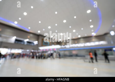 Unscharf, Bokeh-Hintergrundbild von einem großen Saal Raum Stockfoto