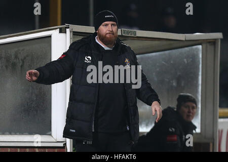 Romford Manager Paul Martin in Romford Vs Thurrock, Ryman League Division 1 Norden Fußball im Schiff Lane am 28. Dezember 2016 Stockfoto