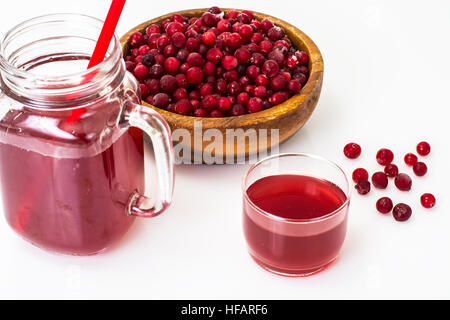 Preiselbeeren und Saft Stockfoto