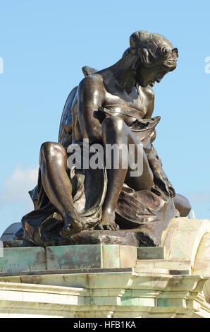 Ein Detail des Victoria Memorial außerhalb der Buckingham Palace in der Mall, London. Dies ist Seemacht Stockfoto