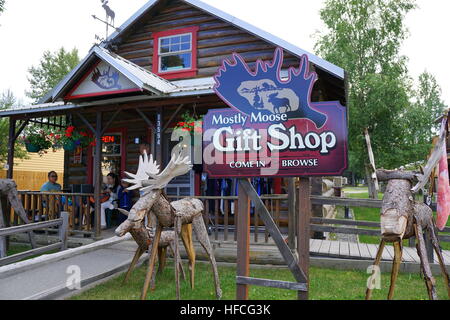 Vor allem Elch Geschenk-Shop, Talkeetna Historic District, Alaska, USA Stockfoto