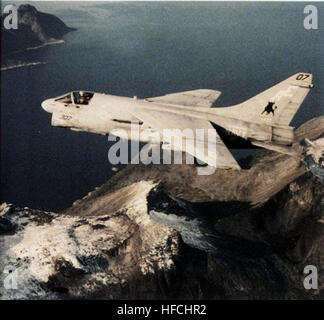 A-7E Corsair II von VA-37 über Norwegen im Jahr 1988 Stockfoto