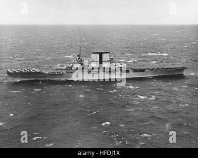 AL-135B JL Highfill Albumbild (15136708977) Stockfoto