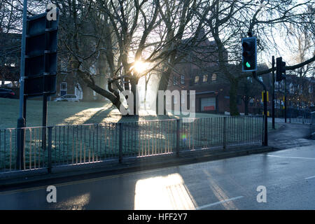 Winter-Sonne in Warwick Stadtzentrum, Warwickshire, UK Stockfoto