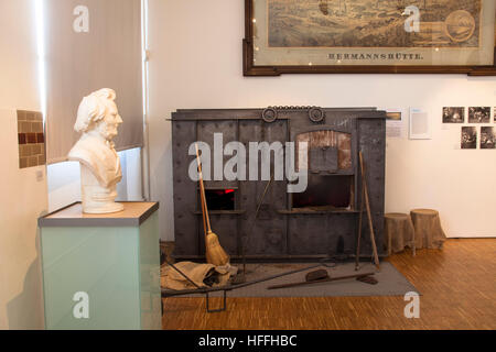 Deutschland, Dortmund, Hoesch-Museum im historischen Porter House of Westfalen Schmelzhütte. Stockfoto