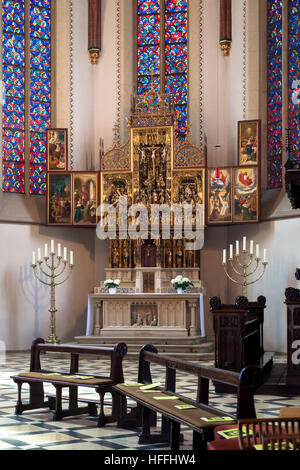 Deutschland, Haltern am See, Altar in der St. Sixtus Kirche am Markt im alten Teil der Stadt. Stockfoto