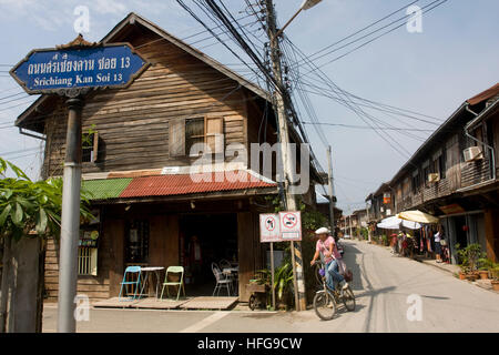 Srichang Khan Road in Chiang Khan. Stockfoto